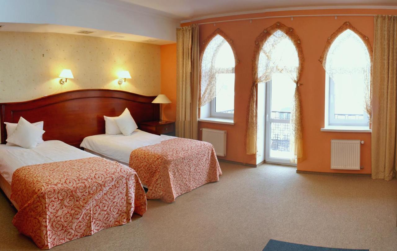 Premier Hotel Shafran Szumi Kültér fotó