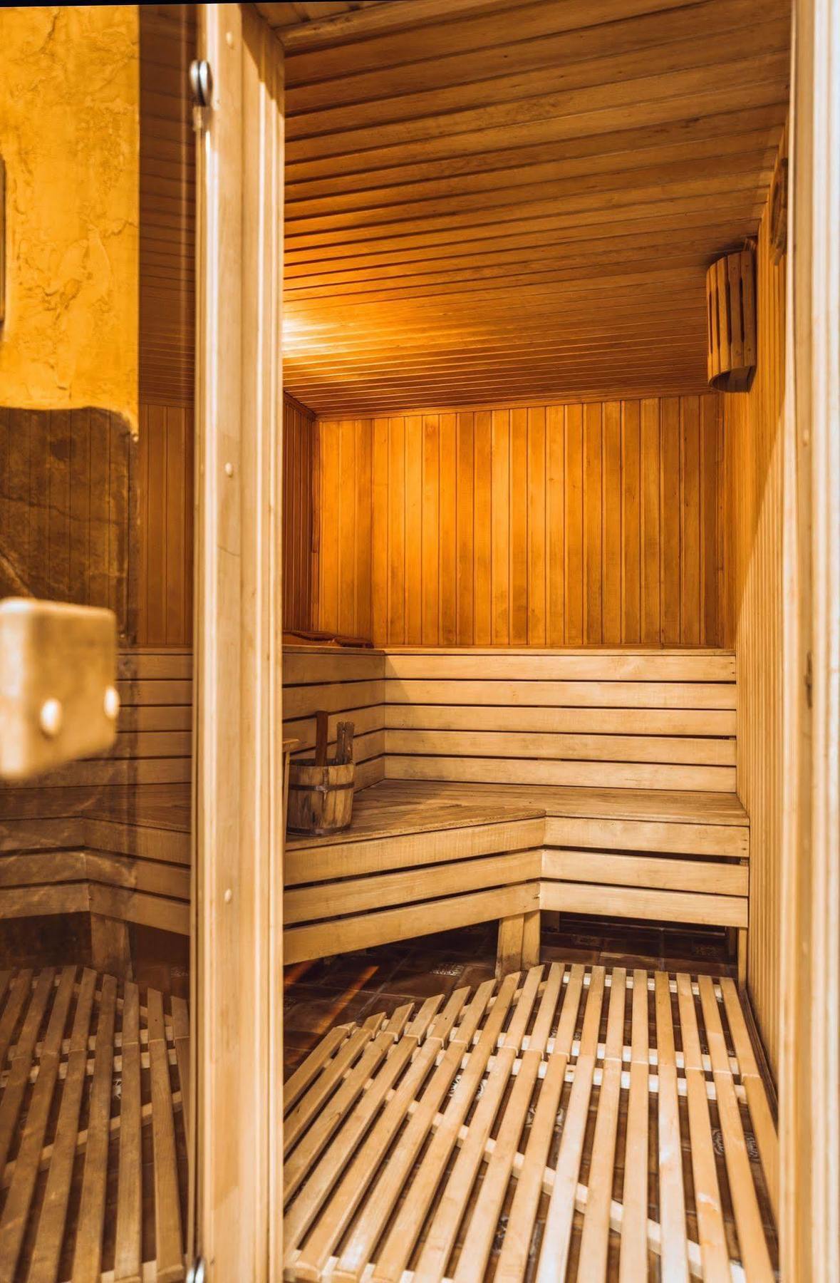 Premier Hotel Shafran Szumi Kültér fotó